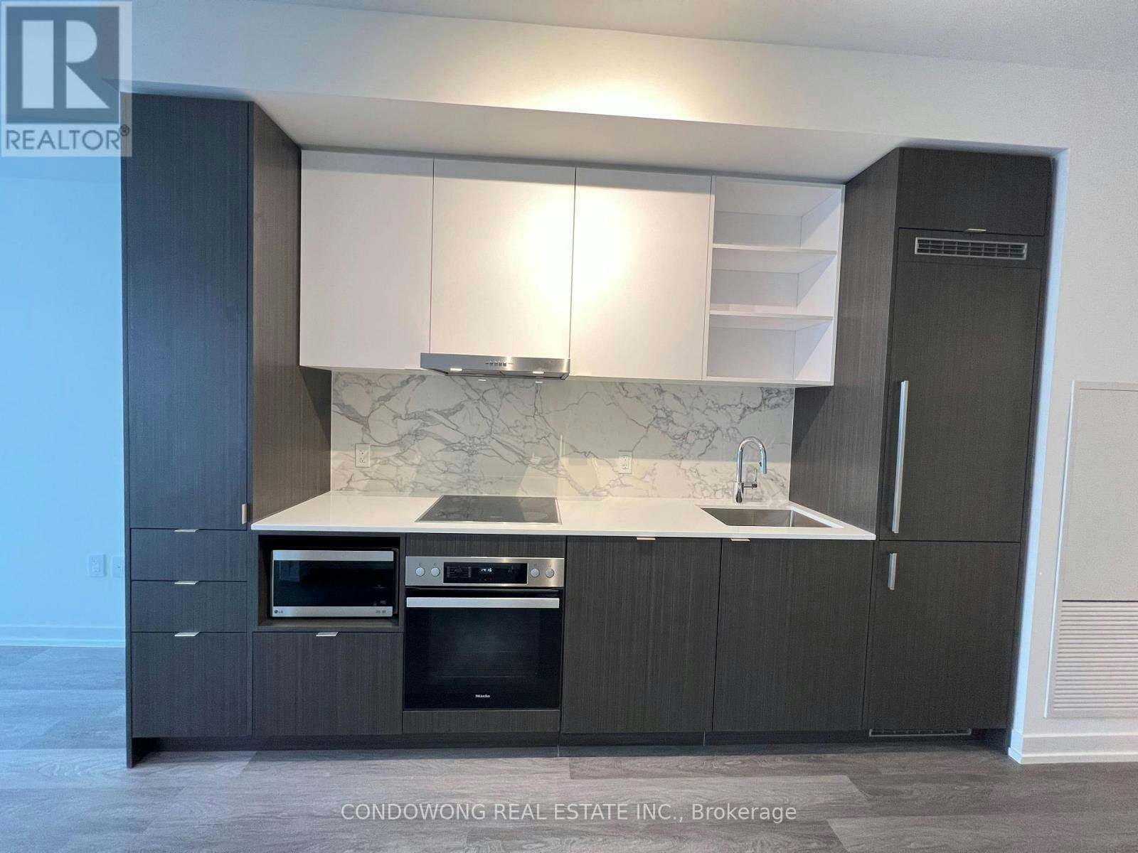 7510-55 Cooper Street, Toronto, ON, M5E 0G1