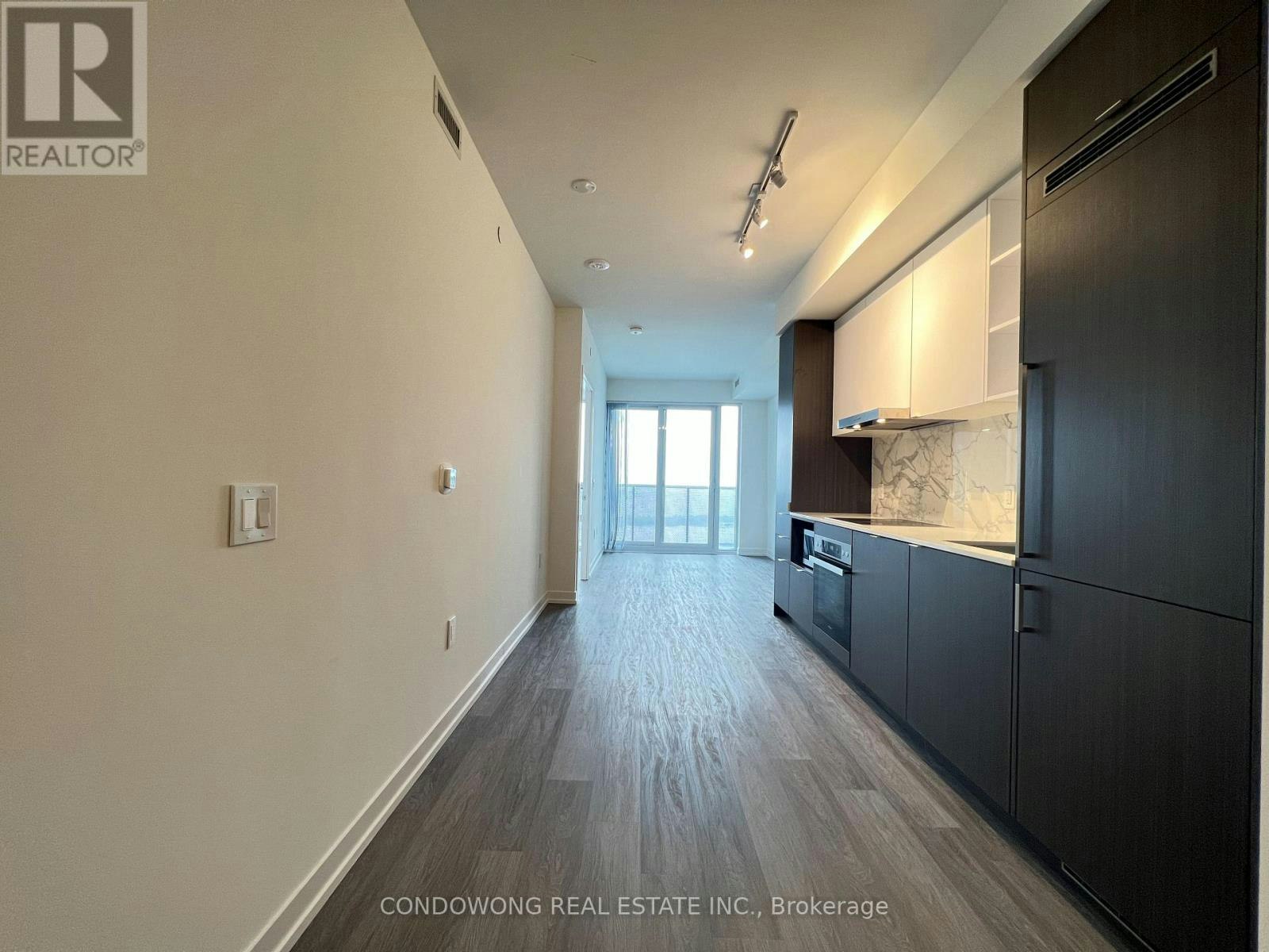 7510-55 Cooper Street, Toronto, ON, M5E 0G1 - 3