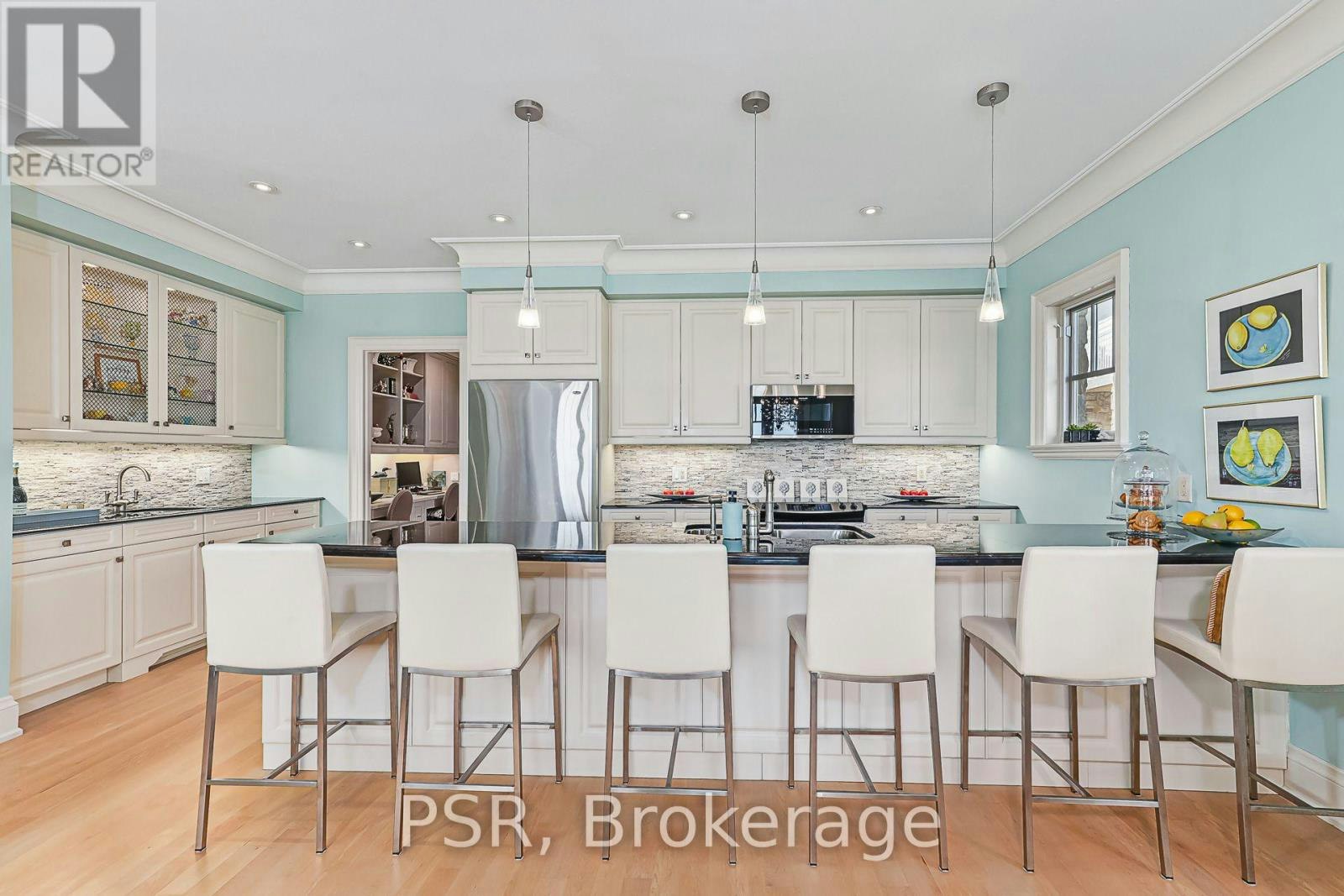 305-40 Trott Boulevard, Collingwood, ON, L9Y 5K5 - 14