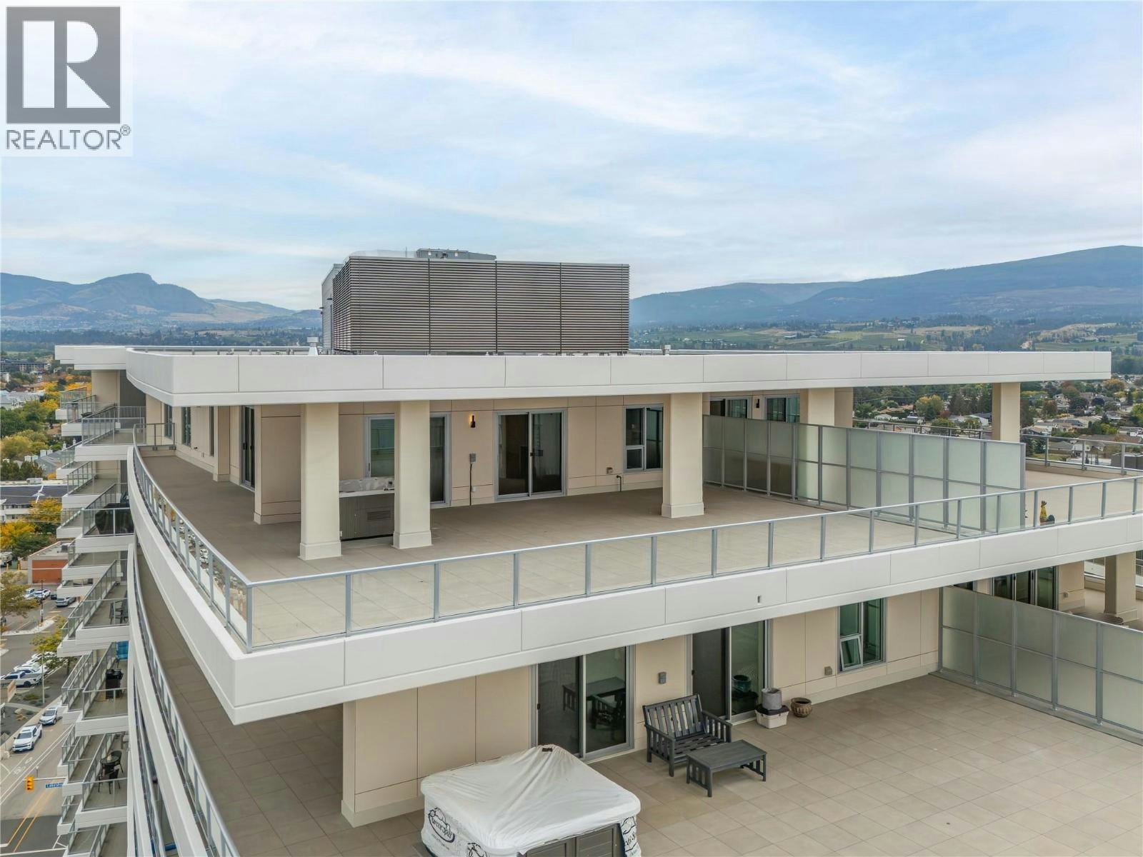 PH1406-3300 Lakeshore Road, Kelowna, BC, V1W 0J9 - 77