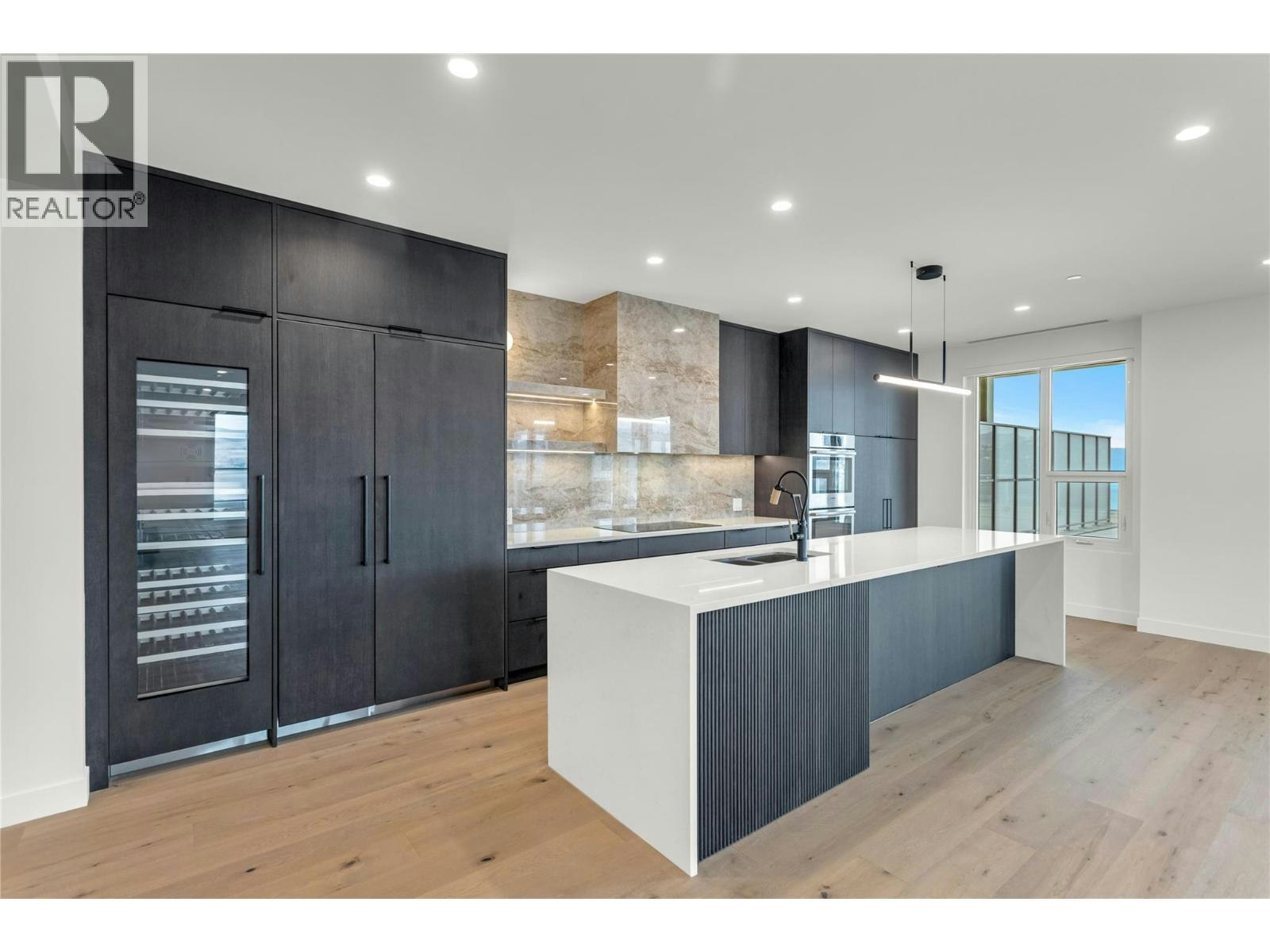 PH1406-3300 Lakeshore Road, Kelowna, BC, V1W 0J9 - 24