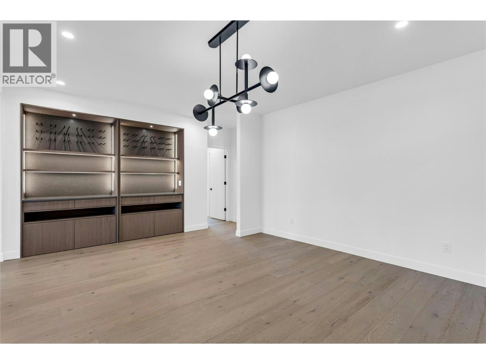 PH1406-3300 Lakeshore Road, Kelowna, BC, V1W 0J9 - 31