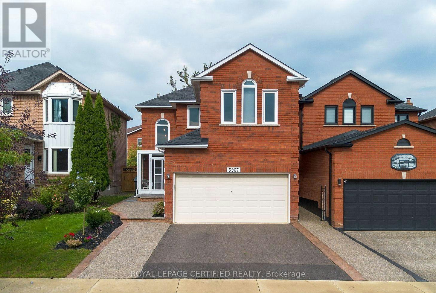 5967 Cherrywood Place, Mississauga, ON, L5M 4Z6