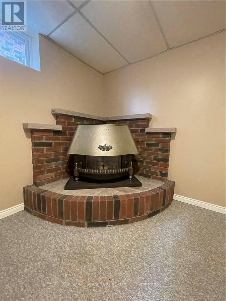 23 Woodsview Avenue W, Grimsby, ON, L3M 3S7 - 15