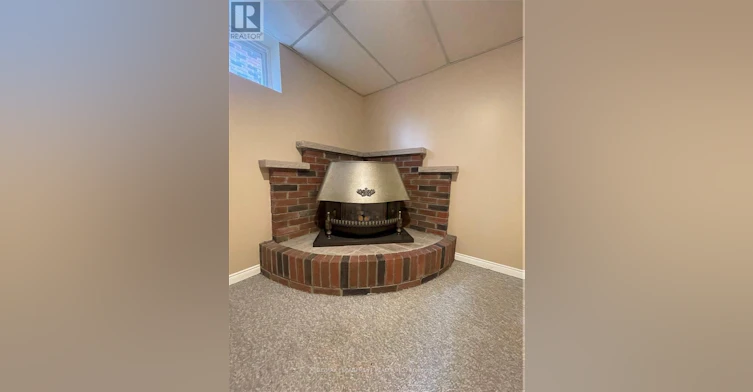 23 Woodsview Avenue W, Grimsby, ON, L3M 3S7 - 15