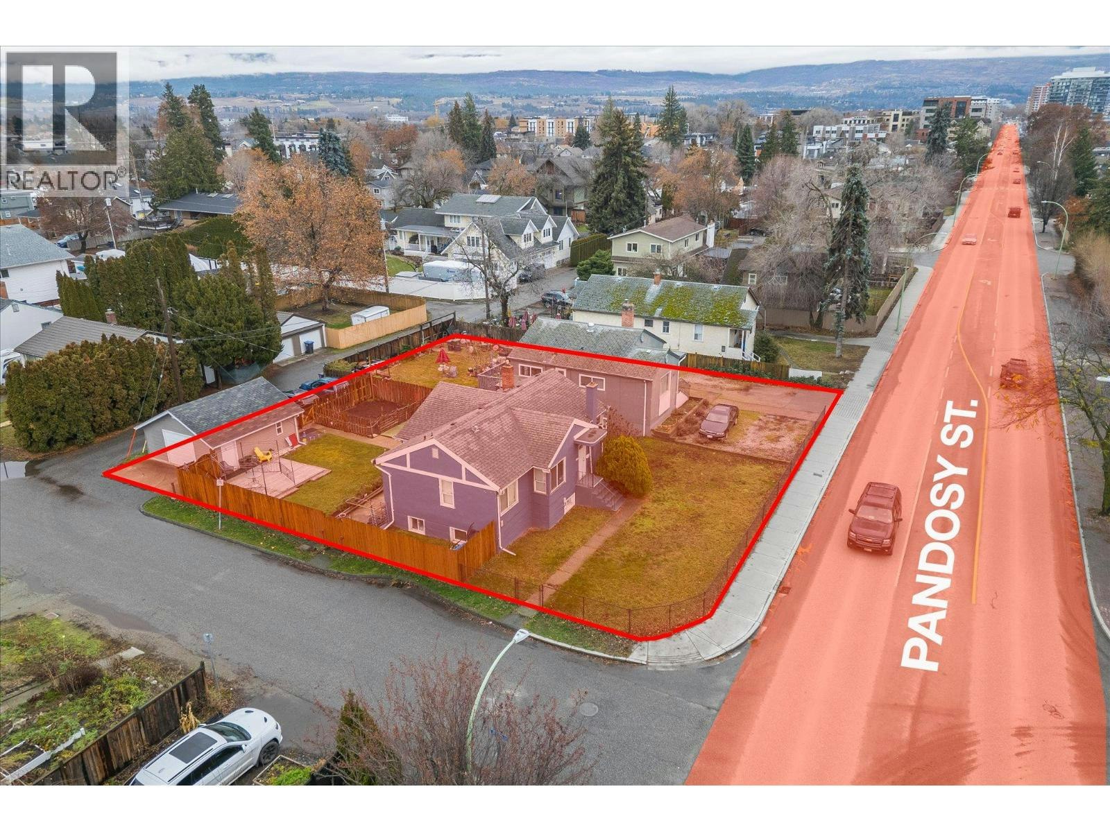 2415 Pandosy Street, Kelowna, BC, V1Y 1T7 - 6