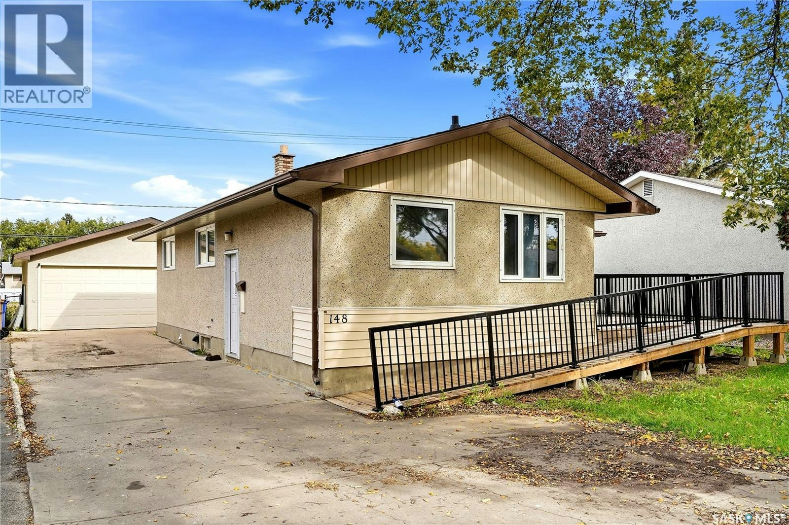 148 Woodward Avenue, Regina, SK, S4R 3H4