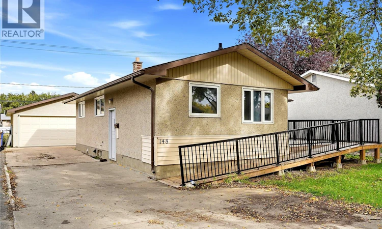 148 Woodward Avenue
