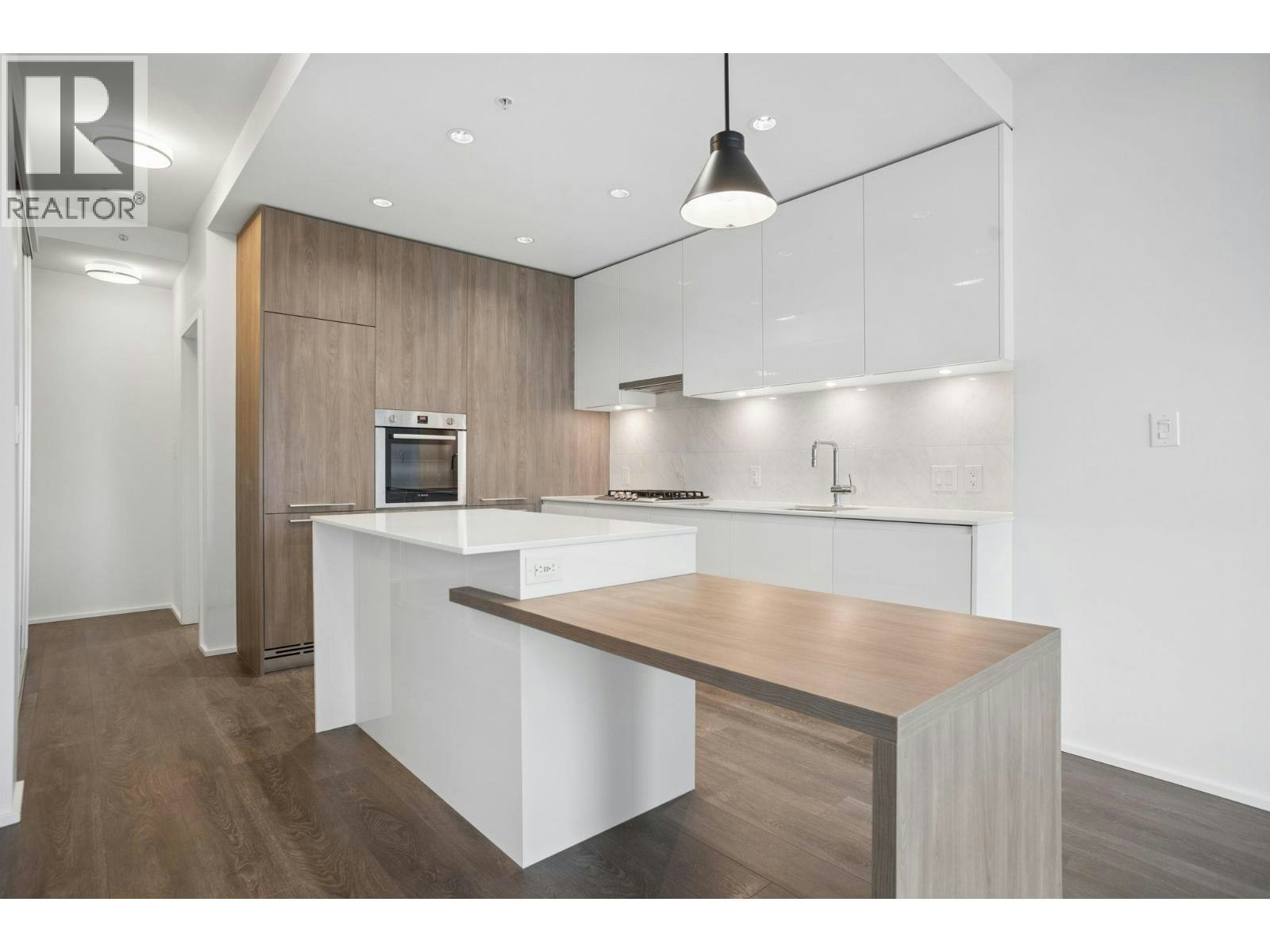 2301-1955 Alpha Way, Burnaby, BC, V5C 0K6