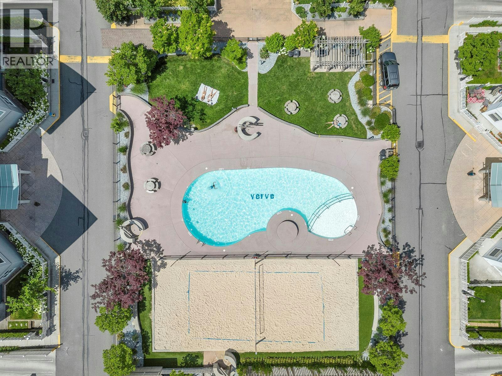 211-547 Yates Road, Kelowna, BC, V4V 1V1