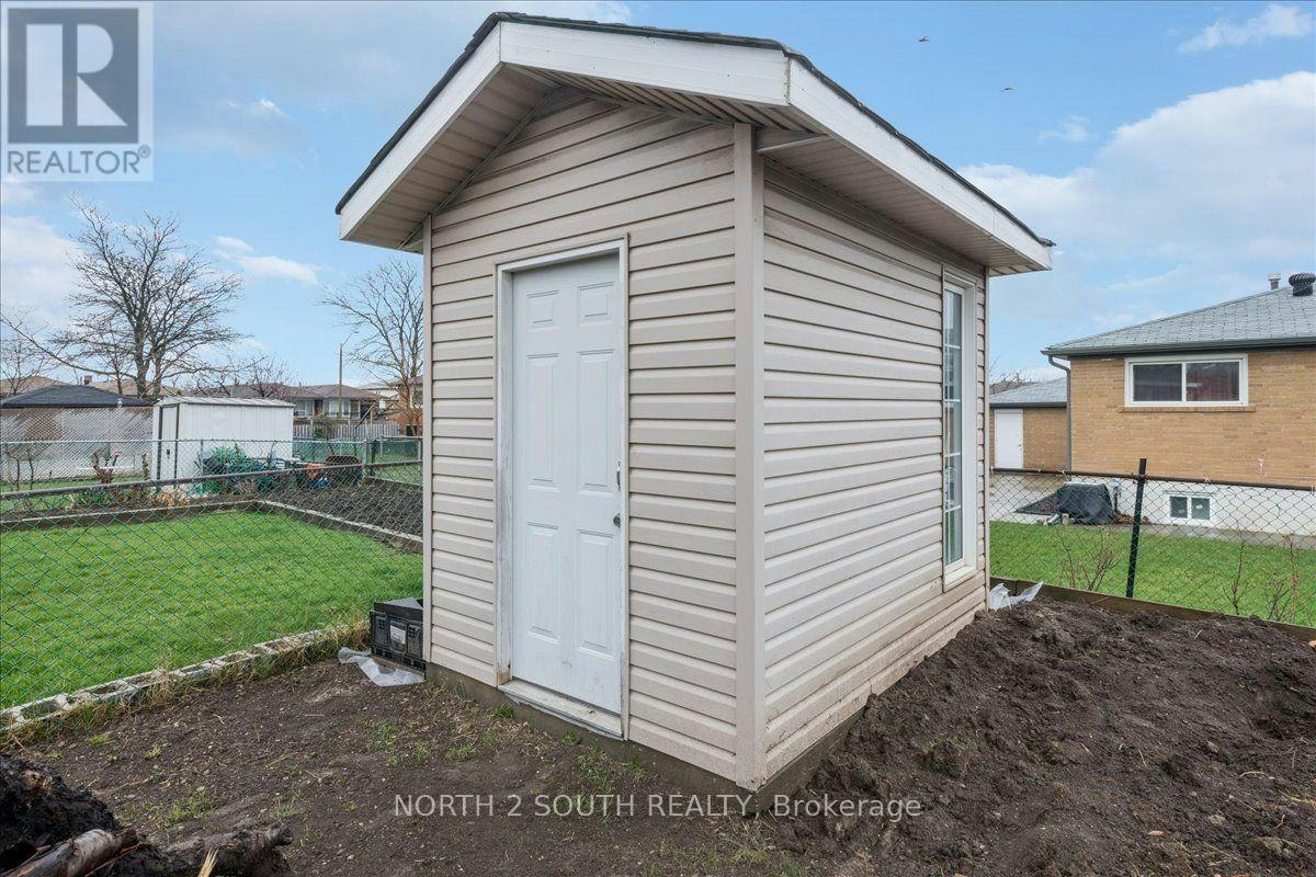 LOWER-7520 Langworthy Drive, Mississauga, ON, L4T 2R9 - 14
