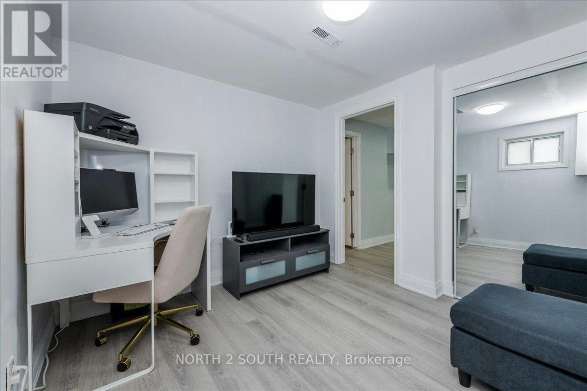 LOWER-7520 Langworthy Drive, Mississauga, ON, L4T 2R9 - 9