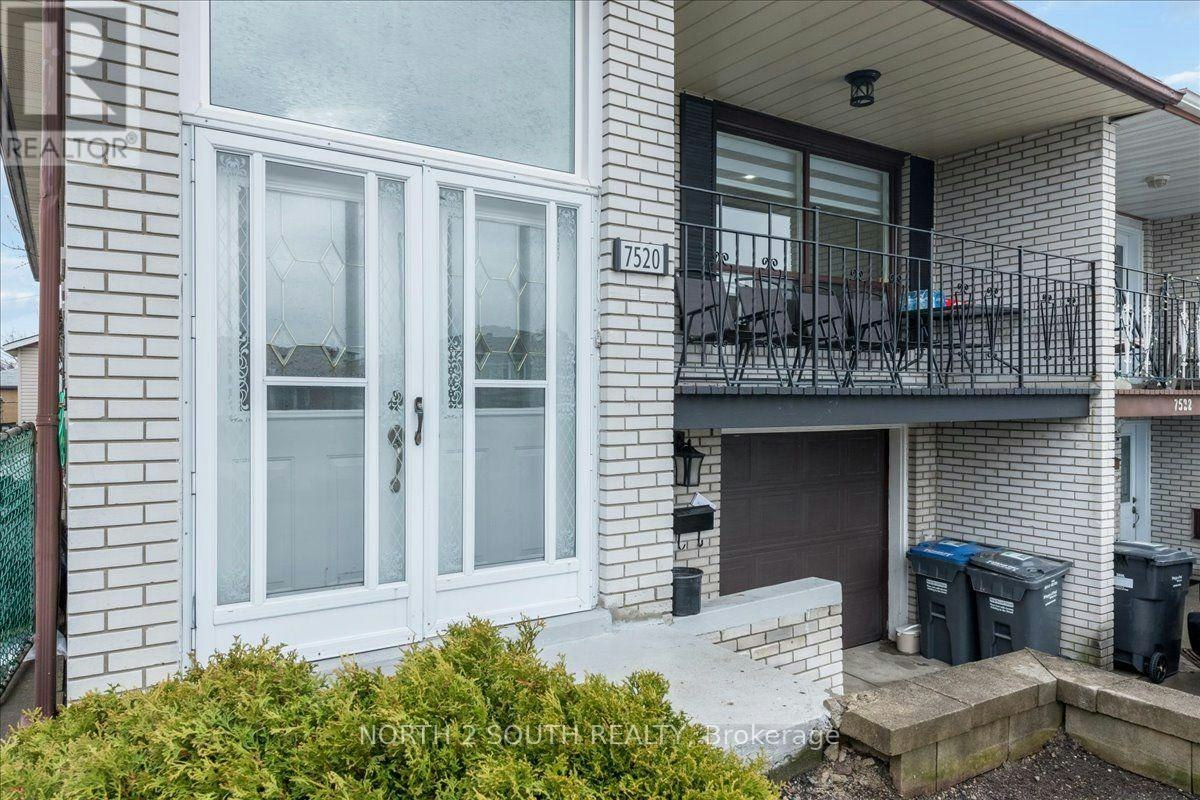 LOWER-7520 Langworthy Drive, Mississauga, ON, L4T 2R9 - 2