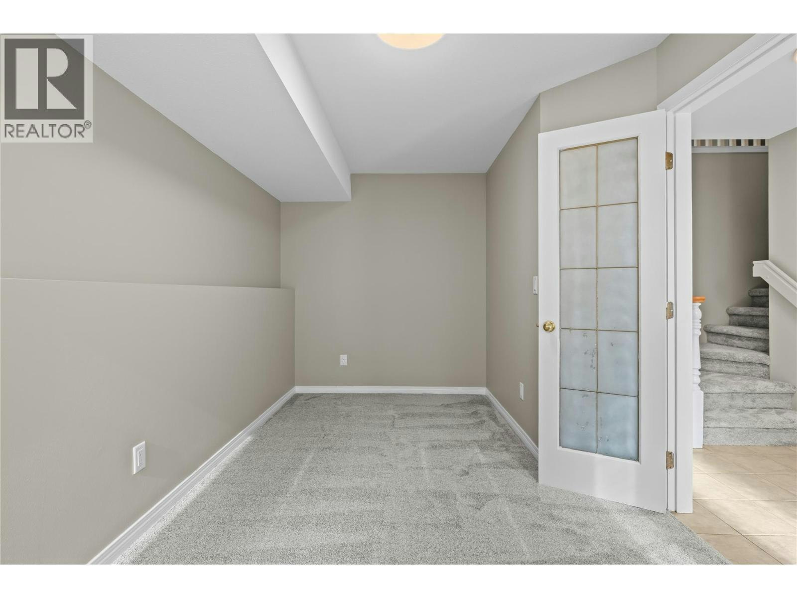 657 Royal View Drive, Kelowna, BC, V1Y 9K5 - 59