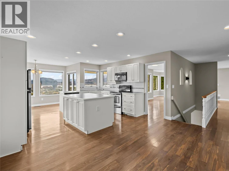 657 Royal View Drive, Kelowna, BC, V1Y 9K5 - 21