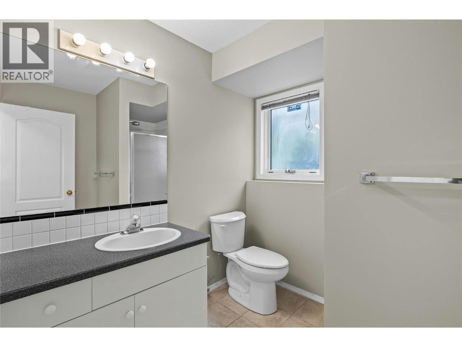 657 Royal View Drive, Kelowna, BC, V1Y 9K5 - 60