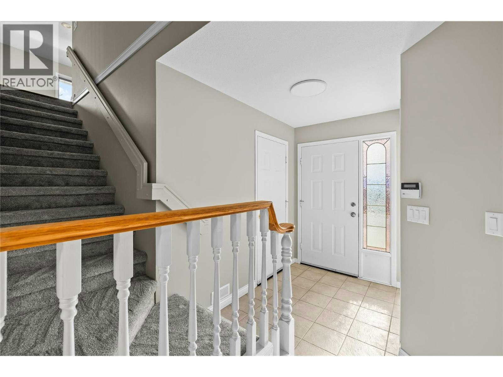 657 Royal View Drive, Kelowna, BC, V1Y 9K5 - 57