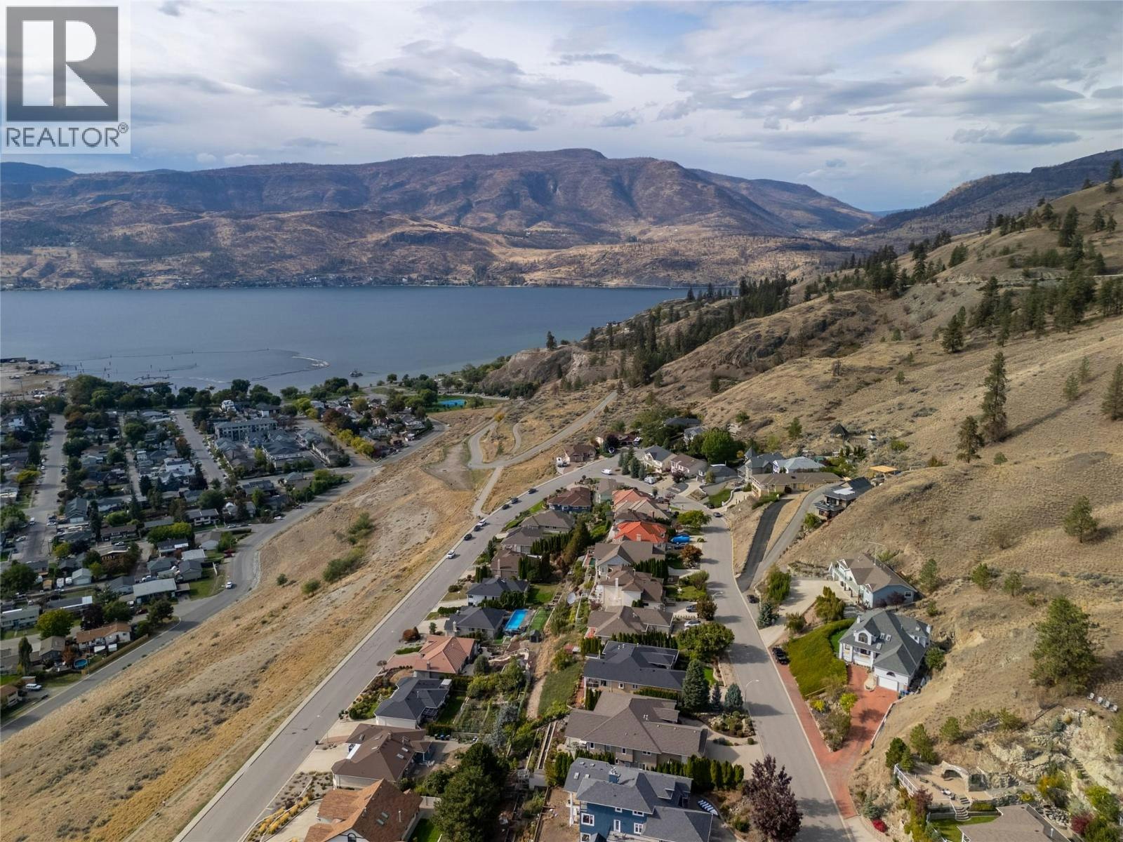 657 Royal View Drive, Kelowna, BC, V1Y 9K5 - 9