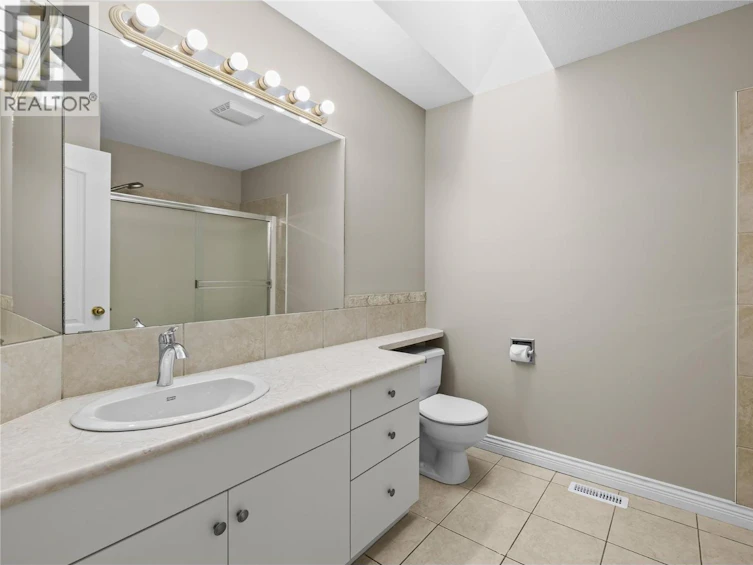 657 Royal View Drive, Kelowna, BC, V1Y 9K5 - 54