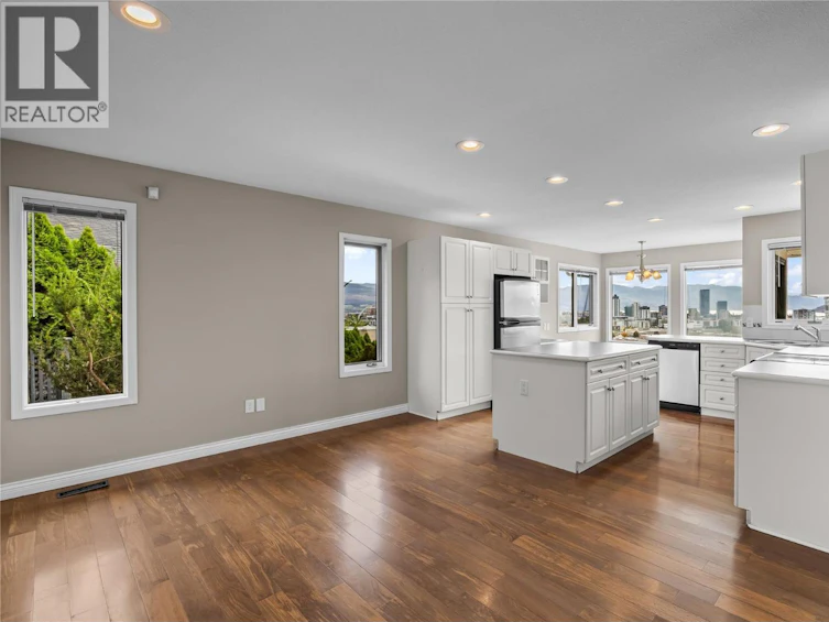 657 Royal View Drive, Kelowna, BC, V1Y 9K5 - 19