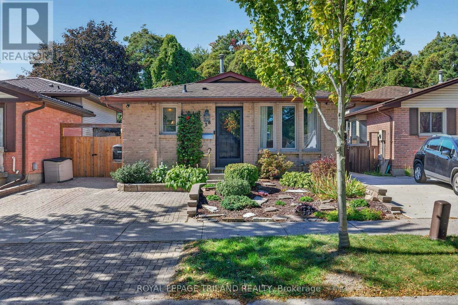 38 Caprice Crescent, London, ON, N5V 3M2