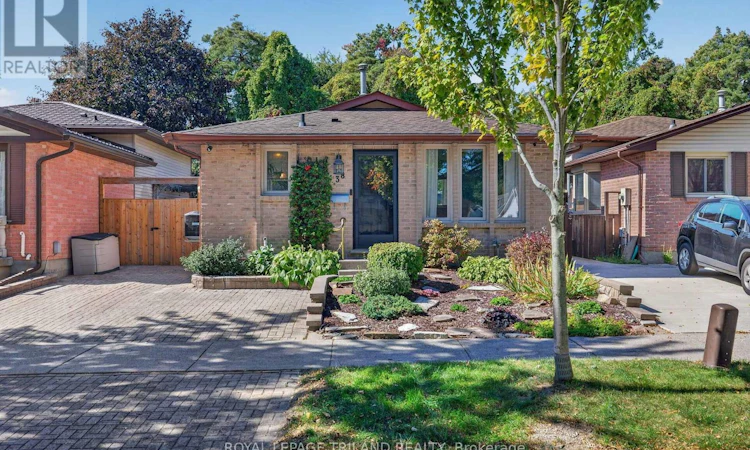 38 Caprice Crescent
