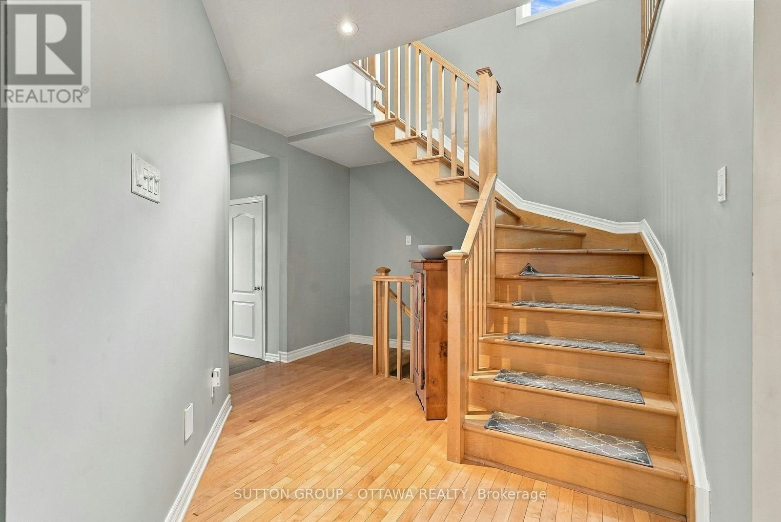 333 Riversedge Crescent, Ottawa, ON, K1V 0Y7 - 4