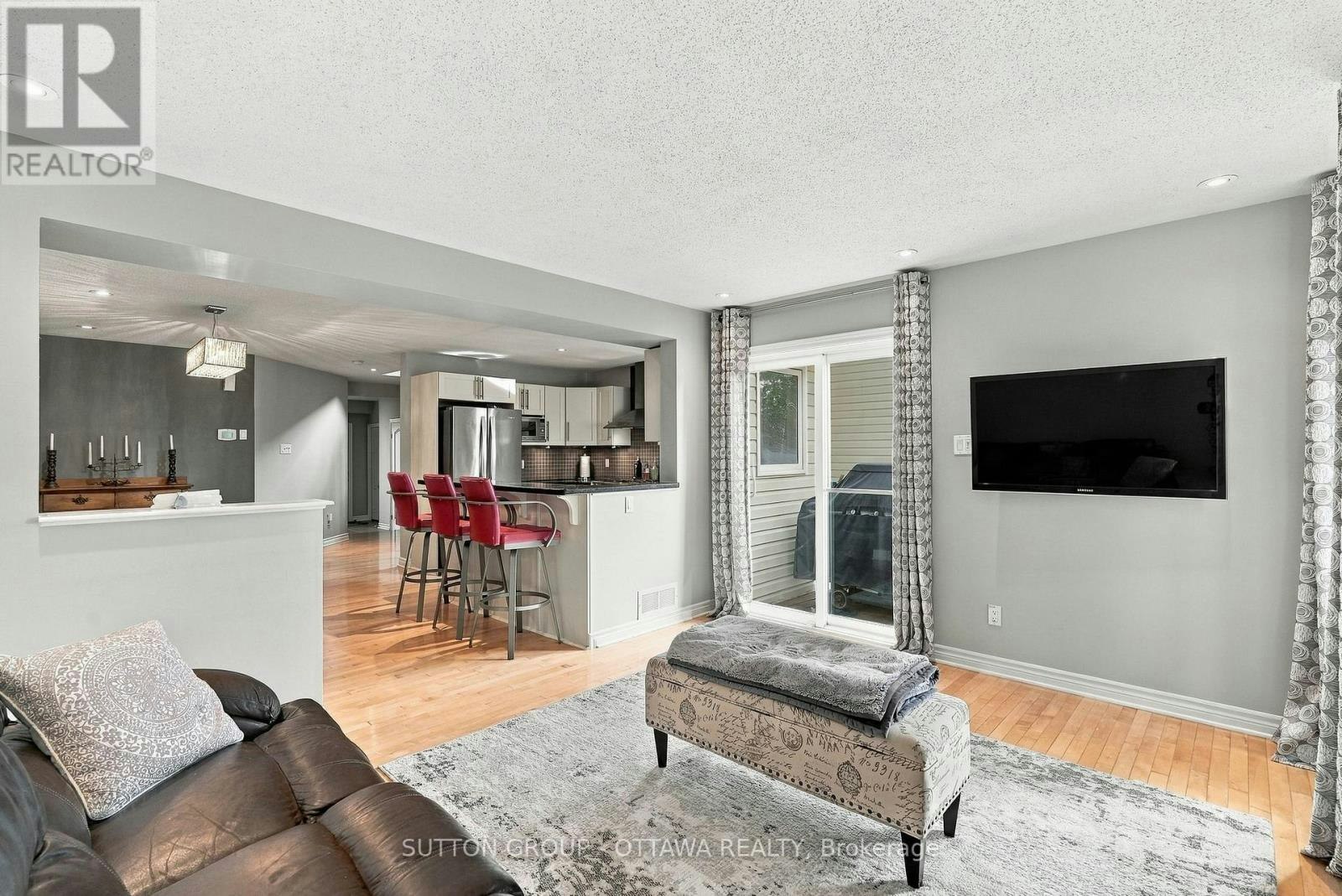 333 Riversedge Crescent, Ottawa, ON, K1V 0Y7 - 12