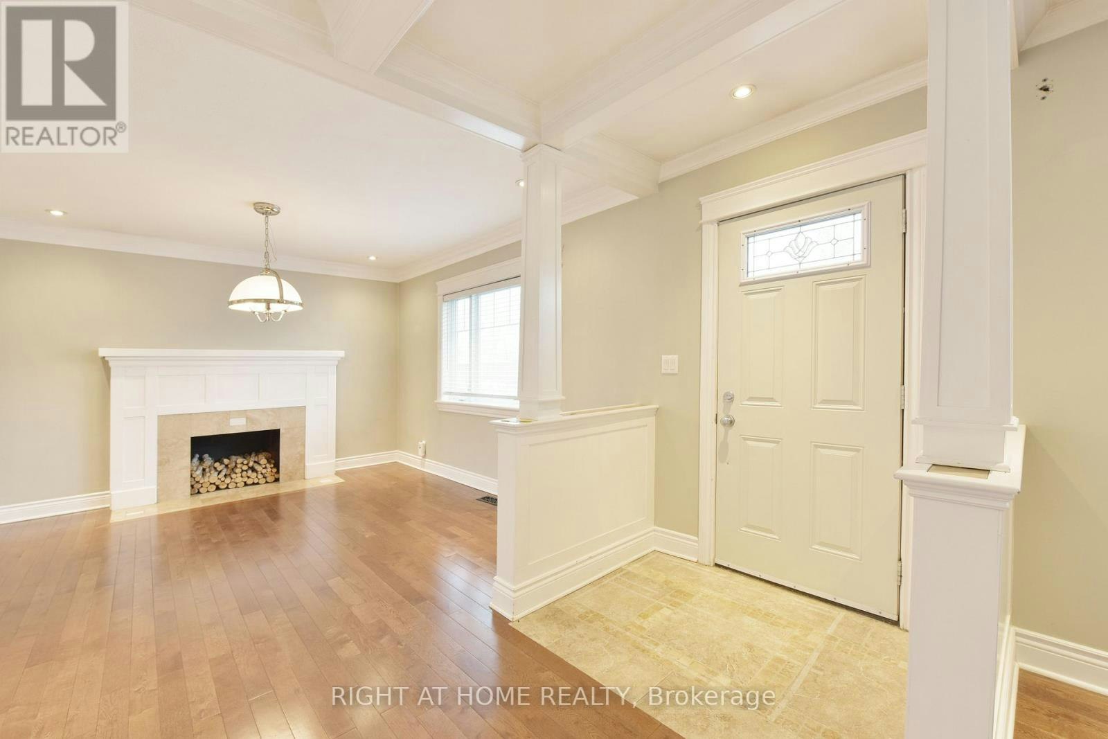 37 Rossland Avenue, Ottawa, ON, K2G 2K3 - 3