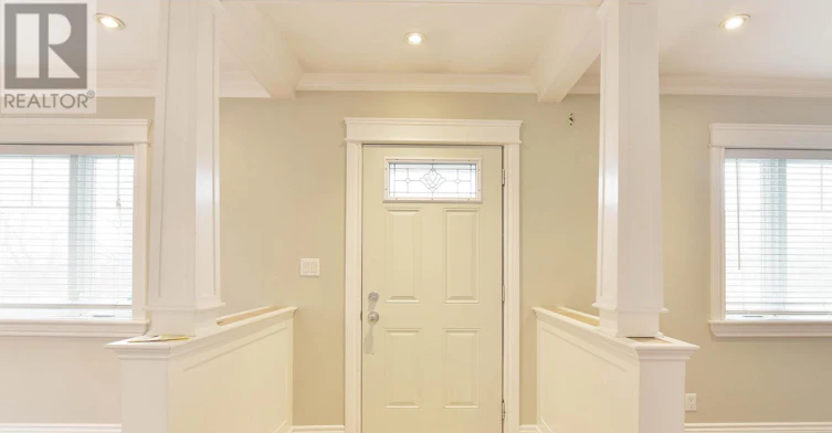 37 Rossland Avenue, Ottawa, ON, K2G 2K3 - 2