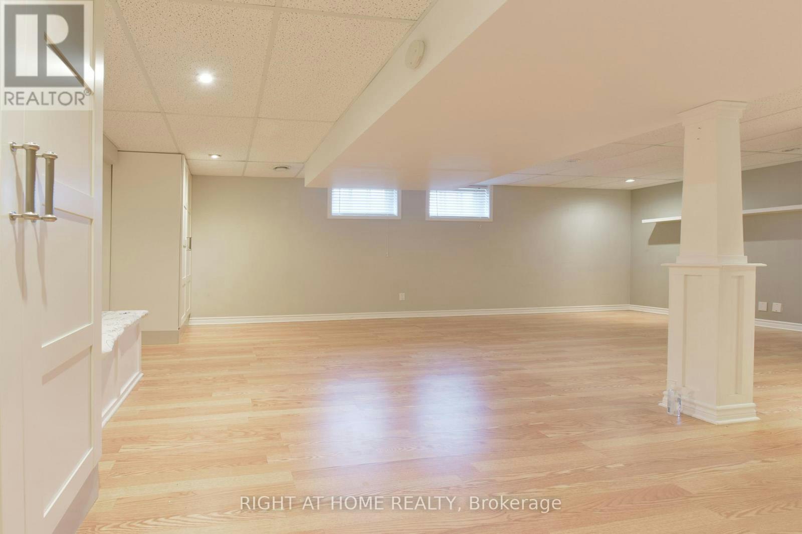 37 Rossland Avenue, Ottawa, ON, K2G 2K3 - 22