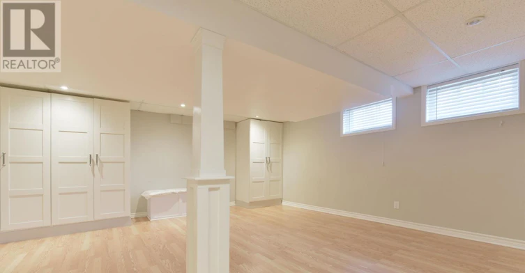 37 Rossland Avenue, Ottawa, ON, K2G 2K3 - 21