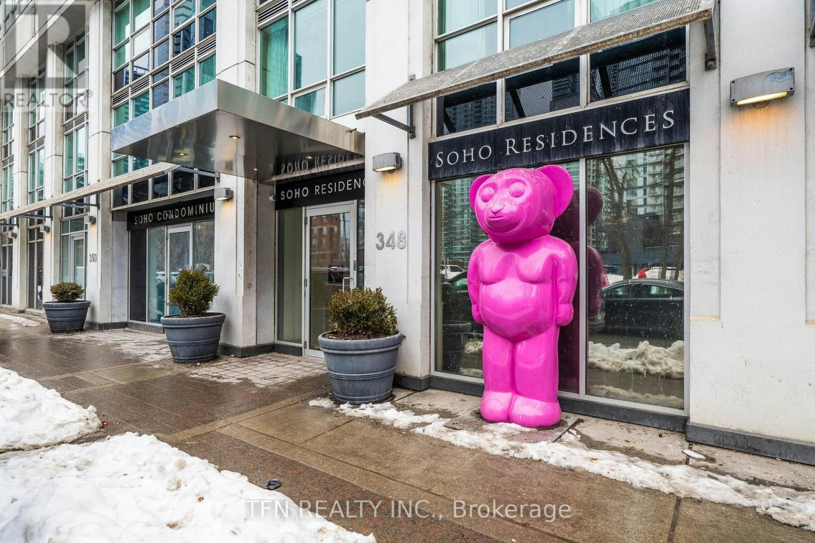 M22-350 Wellington Street W, Toronto, ON, M5V 3W9 - 3