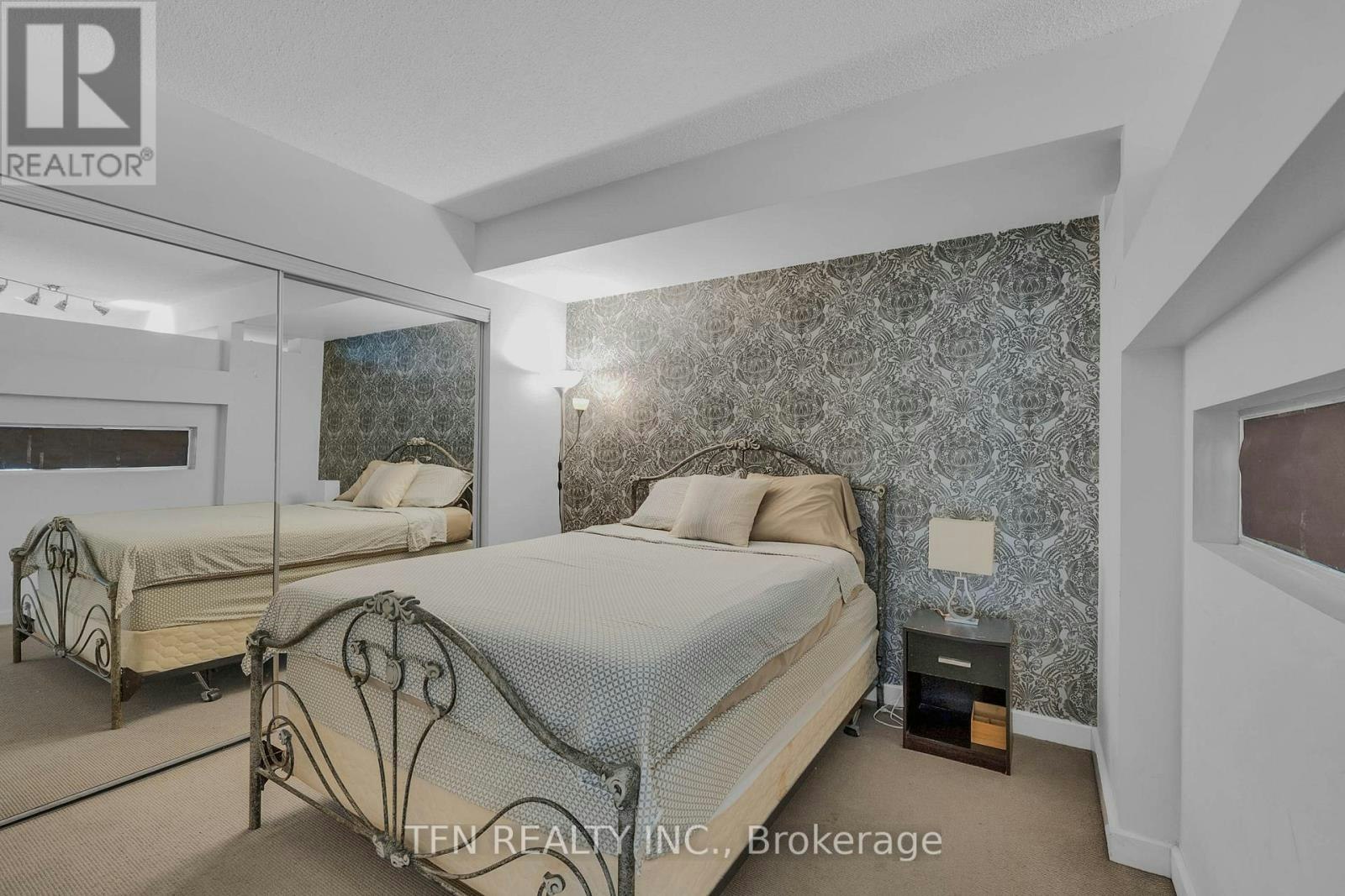 M22-350 Wellington Street W, Toronto, ON, M5V 3W9 - 12