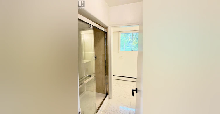 146 Yorkview Drive, Toronto, ON, M2R 1K1 - 9