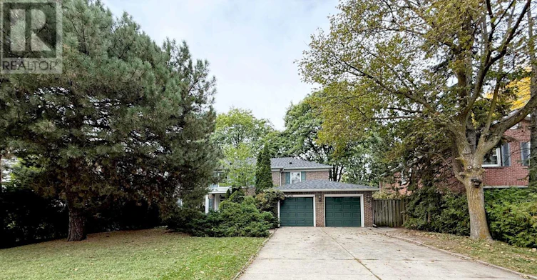4 Canadiana Drive, Markham, ON, L3T 2Y6