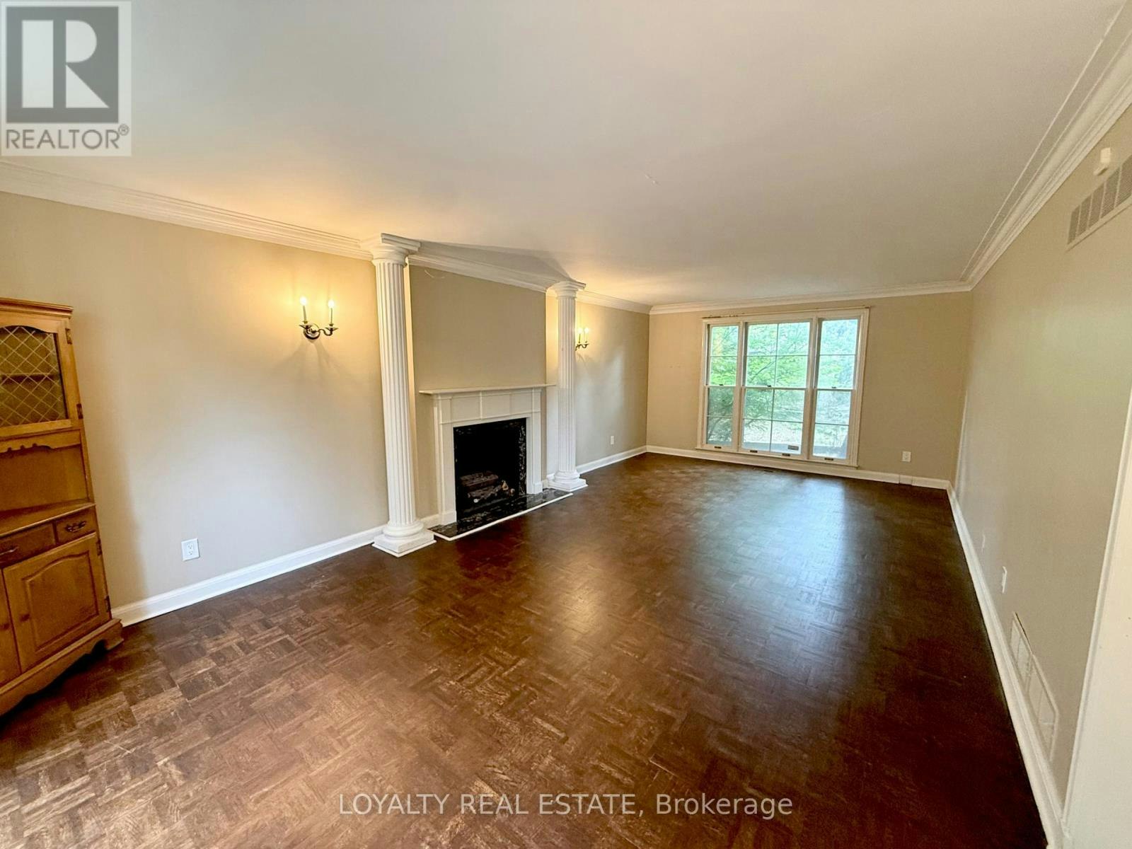 4 Canadiana Drive, Markham, ON, L3T 2Y6 - 4