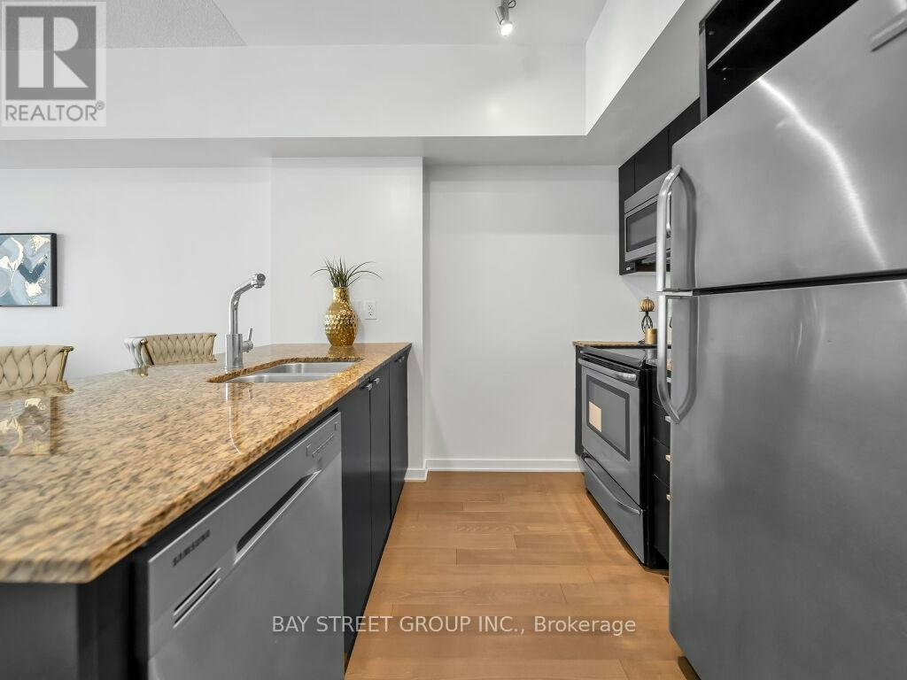 1501-105 The Queensway Avenue, Toronto, ON, M6G 5B5 - 15