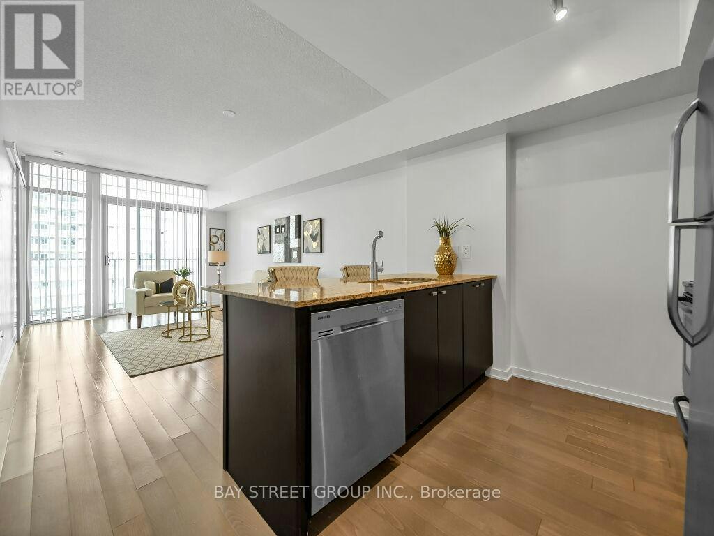 1501-105 The Queensway Avenue, Toronto, ON, M6G 5B5 - 16