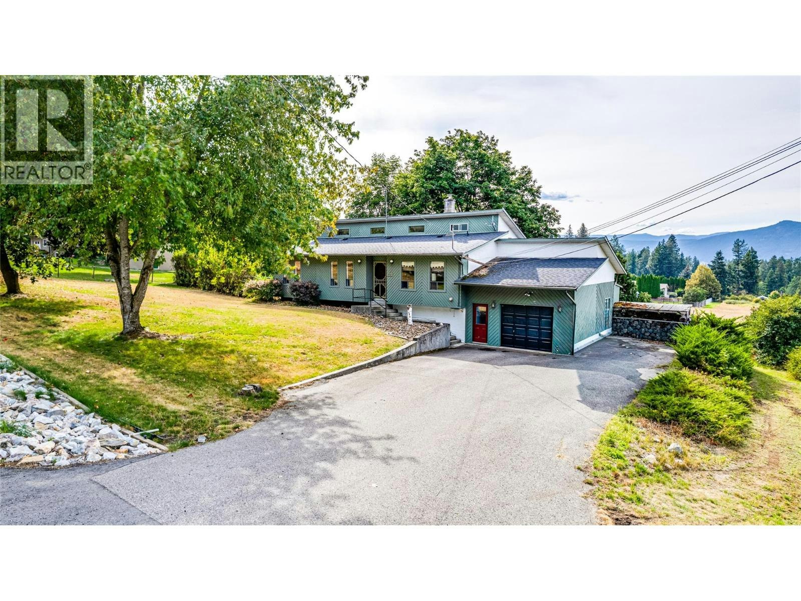 3275 Upper Mcleod Road, Armstrong, BC, V4Y 0S6