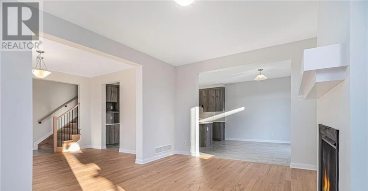 169 Gosling Crescent, Ottawa, ON, K2W 0K7 - 7