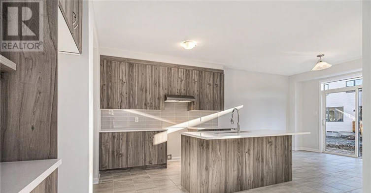 169 Gosling Crescent, Ottawa, ON, K2W 0K7 - 9