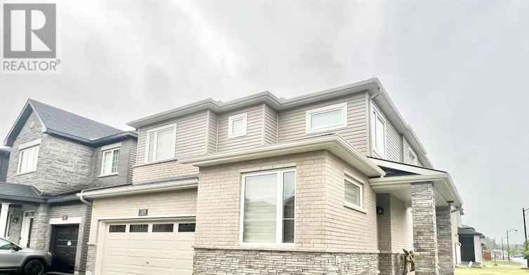 169 Gosling Crescent, Ottawa, ON, K2W 0K7 - 2