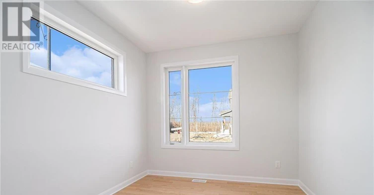 169 Gosling Crescent, Ottawa, ON, K2W 0K7 - 8