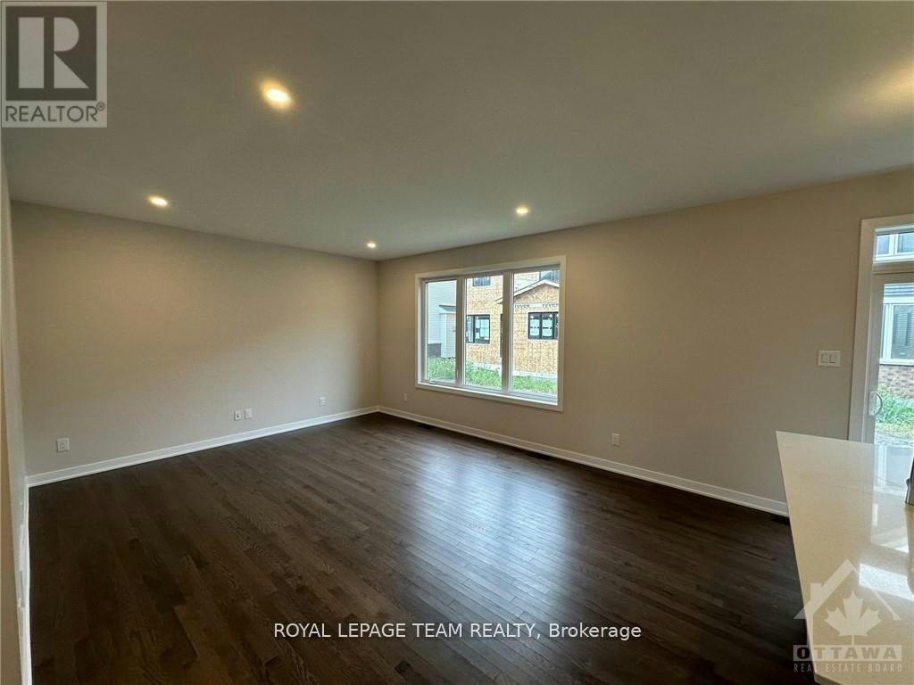 201 Conservancy Drive, Ottawa, ON, K2J 7M5 - 3
