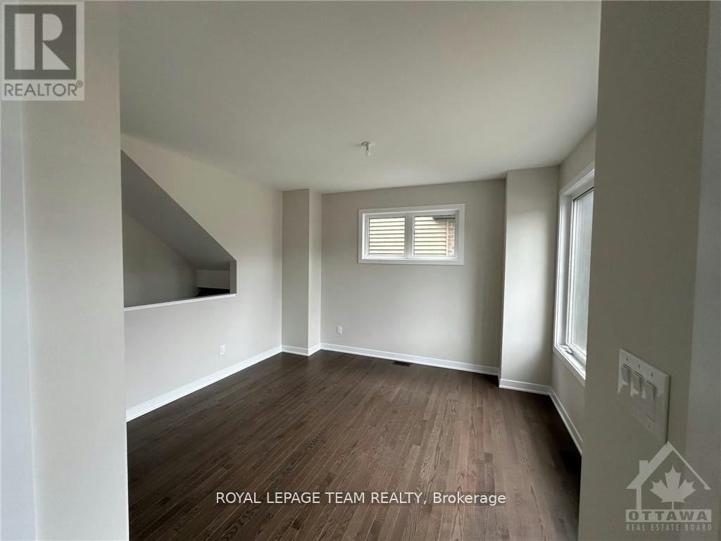 201 Conservancy Drive, Ottawa, ON, K2J 7M5 - 2
