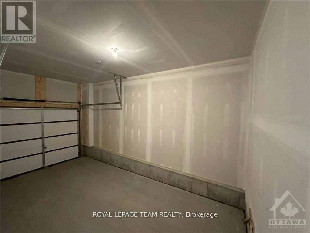 201 Conservancy Drive, Ottawa, ON, K2J 7M5 - 14