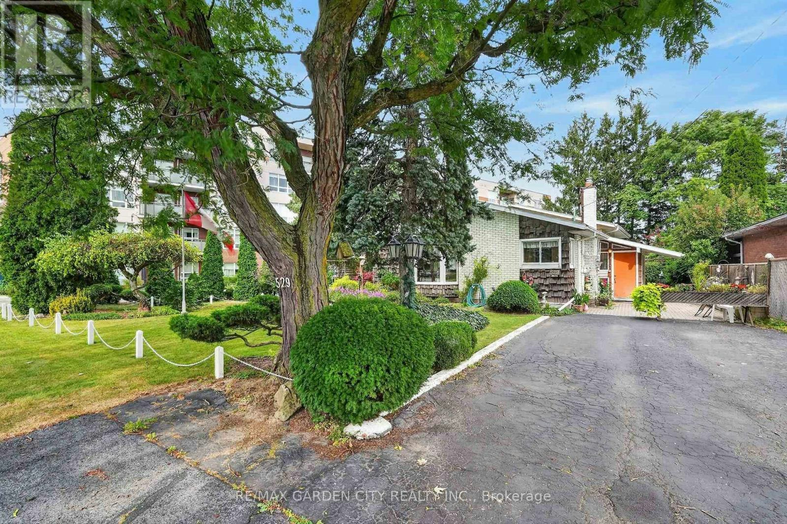 529 Carlton Street, St. Catharines, ON, L2M 4X6
