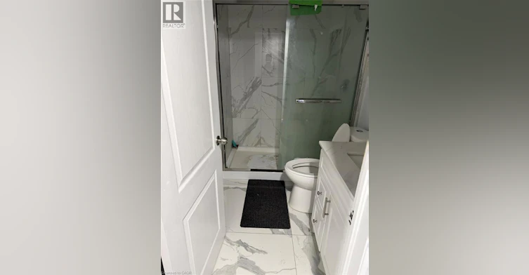 900 Kennedy Road, Toronto, ON, M1K 2E8 - 9