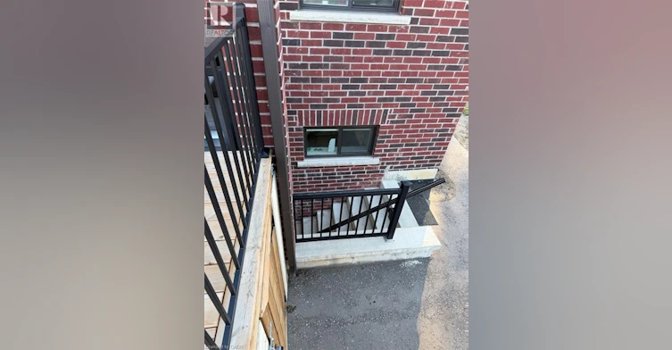 900 Kennedy Road, Toronto, ON, M1K 2E8 - 3